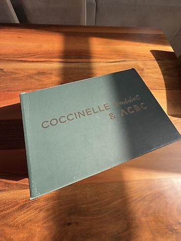 Кроссовки и спортивная обувь: Размер: 37, Новый — 6