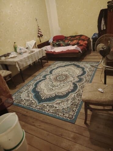 дом в баку: KİRAYƏLİK SADƏ MƏNZİL – 1 OTAQ Təsvir: - Taxta döşəməli geniş otaq — 3