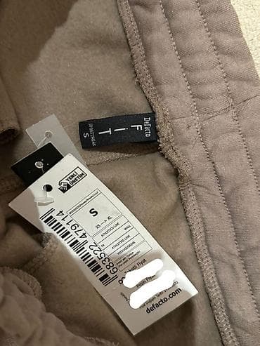 İdman dəstləri: İdman dəsti, Defacto, S — 3