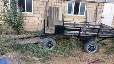 prisep: Bu, müxtəlif yüklərin daşınması üçün nəzərdə tutulmuş qoşqudur. İki — 3