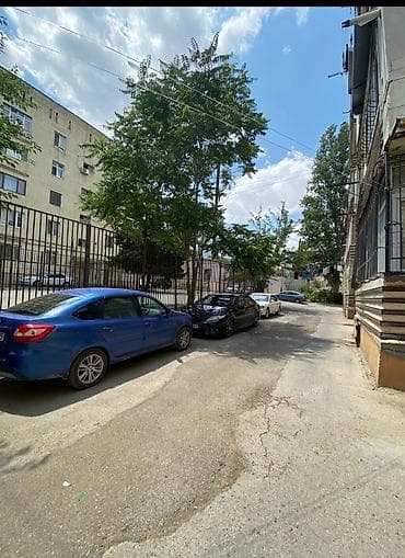 Bakı, Badamdar qəs., 4 otaqlı, Köhnə tikili, m. İçərişəhər, 100 kv. m