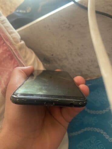 iphone 6 qiymeti islenmis: Samsung Galaxy A6, rəng - Qara, Barmaq izi — 3