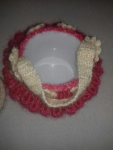 gablar: Toxunmush konfet ve murebbe qabi yanlarinda coxlu xanalari var zerli — 5