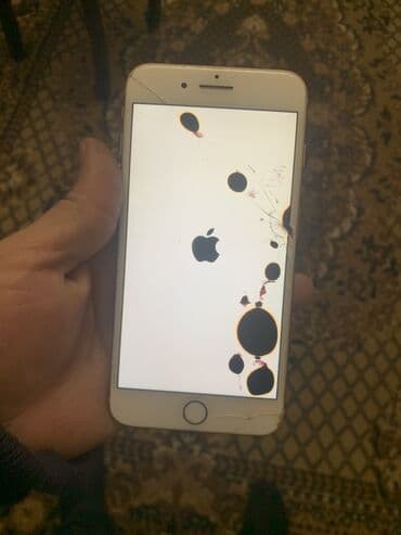 Mercedes-Benz: IPhone 8 Plus, Qızılı, Qırıq — 5