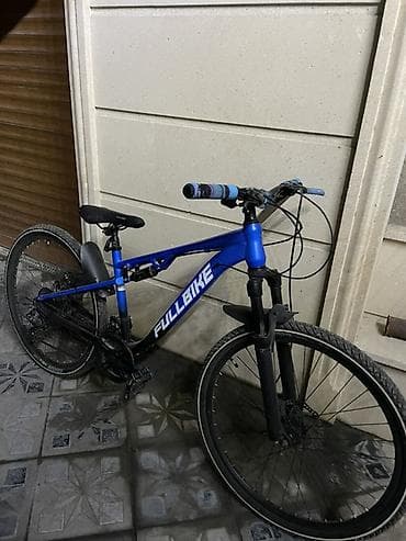 26liq fullbike, ustunde kask ve 100 manatliq amort ile satilir