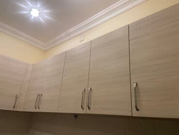 mətbəx mebeli 2022: Stoleshnikin uzunlugu 232+116 Yuxari 70hundurluyu 33derinliyi Ashagi — 2