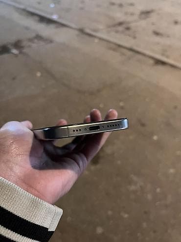 iphone 15 pro işlənmiş: IPhone 15 Pro, 256 GB, Natural Titanium, Face ID — 3