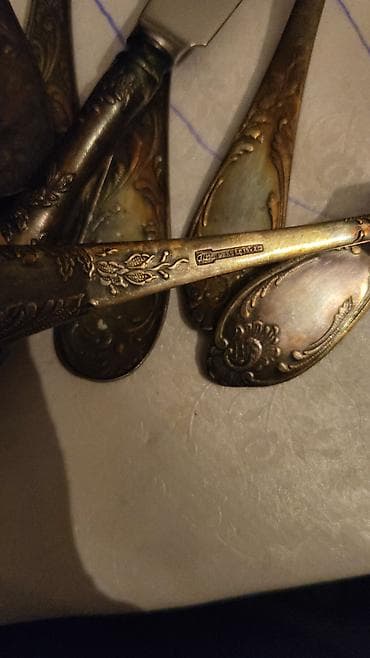 6 ədədi Antik süfrə gümüş terkibli ləvazimatı dəsti – çəngəl, qaşıq və lalafo.az -da 6 ədədi Antik süfrə gümüş terkibli ləvazimatı dəsti – çəngəl, qaşıq və