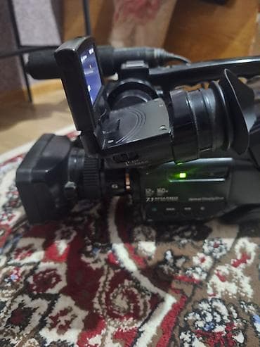 samsung s7 edge ekran: Sony peşəkar videokamera dəsti Kamera Normal vəziyyətdə dir Üstündə — 7