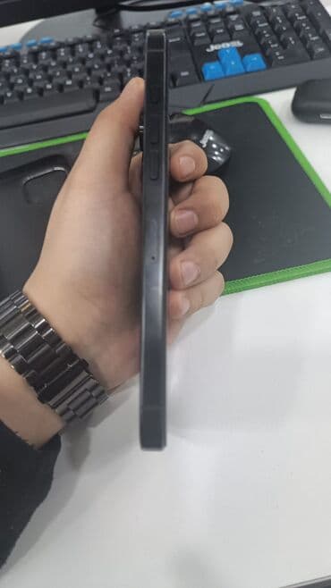 dell notebook adapter: IPhone 16 Pro Max, 512 GB, Black Titanium, Simsiz şarj — 3