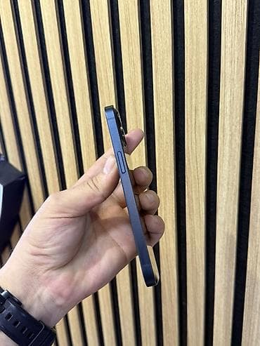 iphone 12 pro maxs: IPhone 13, Qara — 3