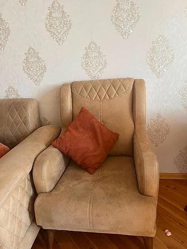 İşlənmiş, Klassik divan, Qonaq otağı üçün, Açılan, İtaliya — 5