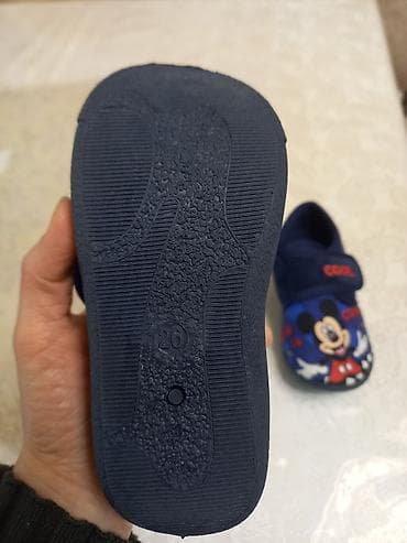 Игрушки: Uşaq ayaqqabisi.Ölçü 26. yenidir.geyinilmeyib.15 azn — 3
