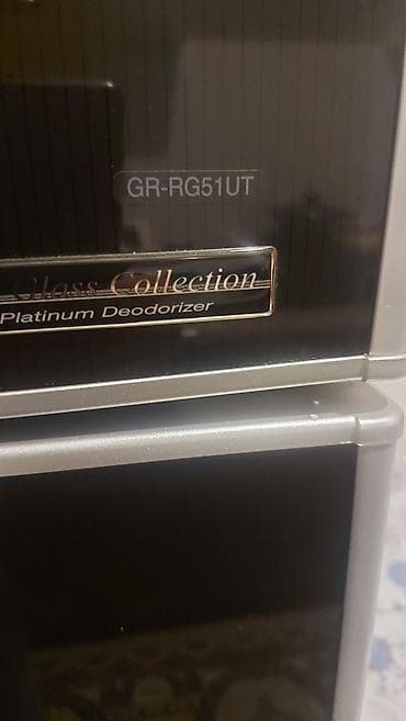 soyuducuların: 2 qapılı Toshiba Soyuducu Satılır, rəng - Gümüşü — 2