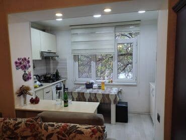 4 mikrorayon satilan menziller: Bakı, 4 otaqlı, Köhnə tikili, m. Qara Qarayev, 80 kv. m — 6