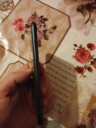 xiaomi mi5 pro white: IPhone 7, Qara, Barmaq izi — 2