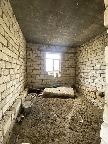 1 комната аренда: 3 комнаты, 200 м², Без ремонта — 10