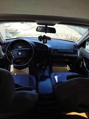 BMW 3 Series E36 sedan - Kuzov: sedan, gümüşü rəng - Mühərrik və