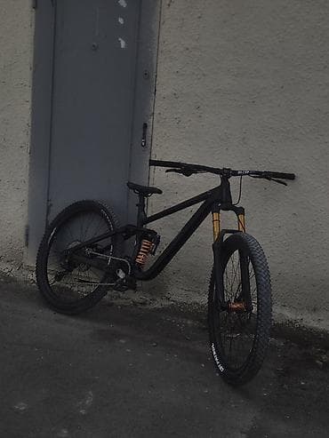 velosiped dağ: Velosiped 1 ay əvvəl 1.500 ₼ alınıb TƏCİL SATILIR ONA GÖRƏ 800 ₼ — 1