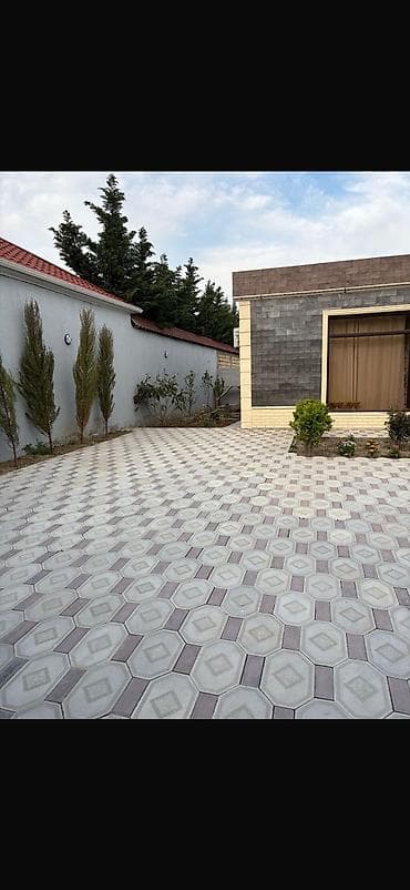 gencede heyet evi: 4 kv. m, 3 otaqlı, Hovuzlu, Kombi, Qaz, İşıq — 5