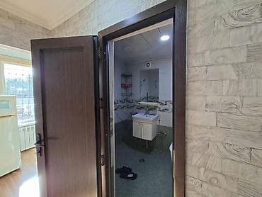 berde ev: 🏠 İcarəyə verilir – 2 otaqlı köhnə tikili, 50 m² 📍 İnşaatçılar — 6