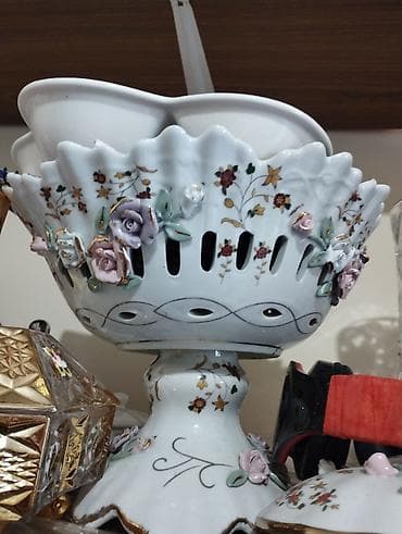 3d defter: Porcelan bəzək qabı – ayaqlı, açıq işıqlı (perforasiyalı) kase - — 1