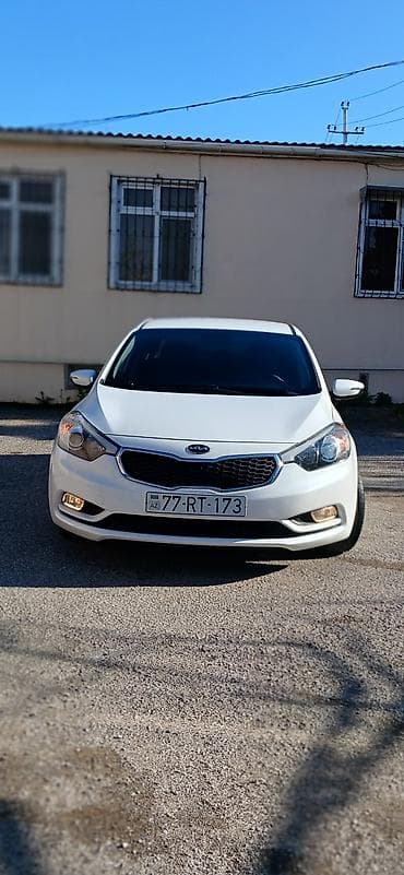 kia clarus: Kia Forte sedan – ağ rəng, 4 qapı, AZ dövlət nömrə nişanı 77-RT-173 — 10
