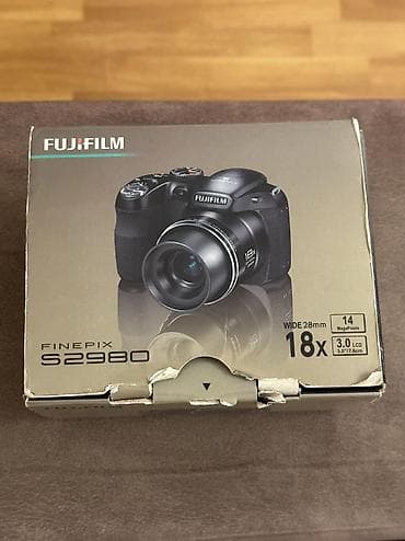 Satılır Fujifilm FinePix S2980 fotoaparat. Kamera tam işlək