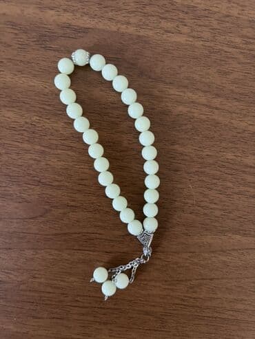 bujuteriya: Məhsul: Təsbeh (muncuqdan hazırlanmış) Təsvir: - Klassik dizaynlı — 1