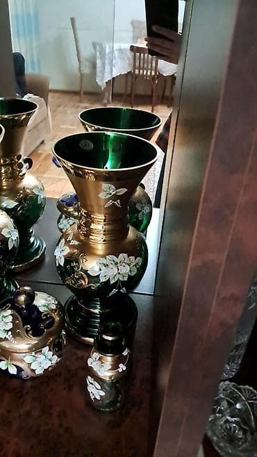 Vazalar: Vaza dəsti, Bogem şüşəsi — 1