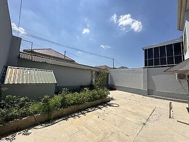 bartee: 6 otaqlı, 200 kv. m, Yeni təmirli — 2