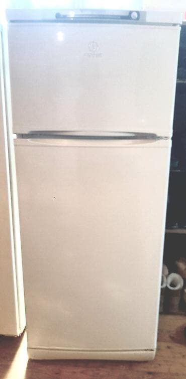 İşlənmiş 2 qapılı Indesit Soyuducu Satılır, rəng - Ağ