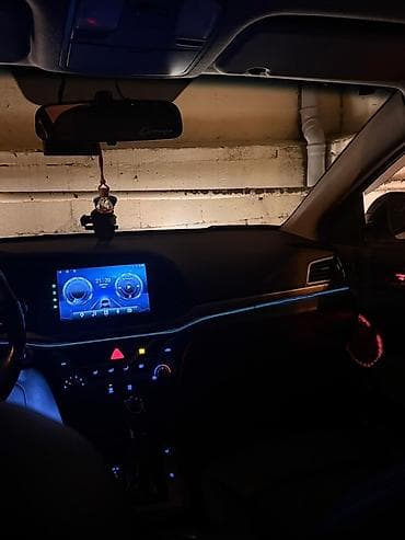 Hyundai Elantra üçün daxili və eksteryer təkmilləşdirmə paketi -