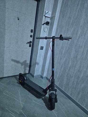 Salam aleykum scooter çox ideal vəziyətdədir çox az sürülüb keçən il — 3
