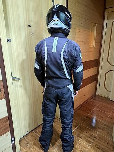 qar geyimi: Kasqa ve moto geyim satılır. qiymeti 135azn destdi içinin astarı çıxır — 4