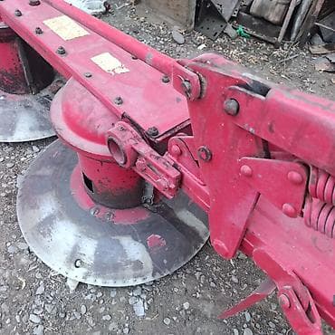 körpü: Diskli ot biçən – 2 barabanlı, PTO ötürücülü Məhsul təsviri: - — 2