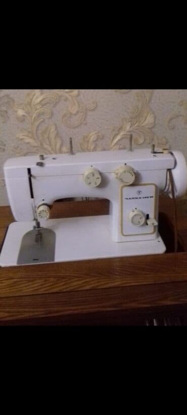 скупка швейных машин бишкек: Швейная машина Chayka, Электромеханическая — 1
