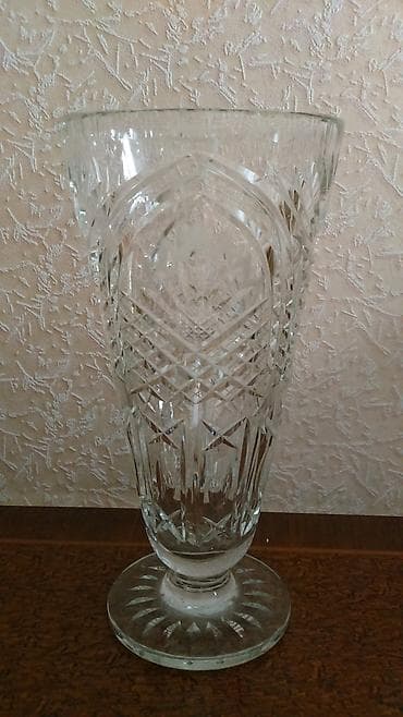 Богемия. хрусталь. ваза. Большая,красивая,хрустальная ваза для цветов