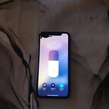 IPhone 11, 64 GB, Qara, Face ID