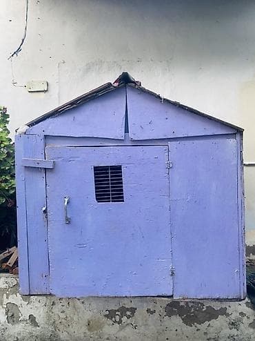 pendir: Quşxananın içine 70 yaxn auş geder polnu - Material: qalın taxta/panel — 2