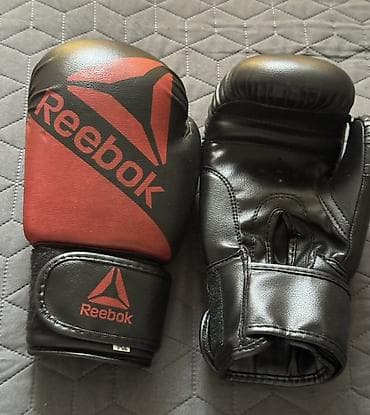 Reebok boks əlcəkləri - Brend: Reebok - Rəng: qara-qırmızı -