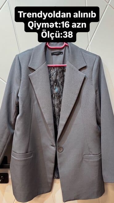 zara pencək: - Məhsul 1: Zara qadın blezeri - Rəng: tünd mavi - Kəsim: klassik — 2