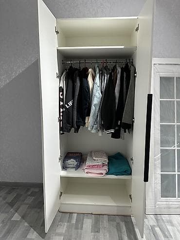 Mebel: 2 qapılı, Güzgülü, Ağ, Digər material, Açılan, Düz dolab — 2