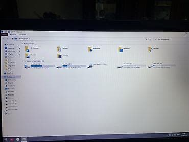 predator notebook: Acer noutbuk Xüsusiyyətlər: - Prosessor: Intel Core i3 (stiker — 6