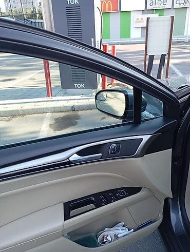 Nəqliyyat: Ford Fusion sedan – geniş və komfortlu salon - Rəng: tünd boz kuzov — 5