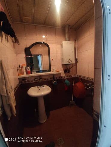 məhlə evi: Bakı, Bakıxanov qəs., 3 otaqlı, Köhnə tikili, 75 kv. m — 6