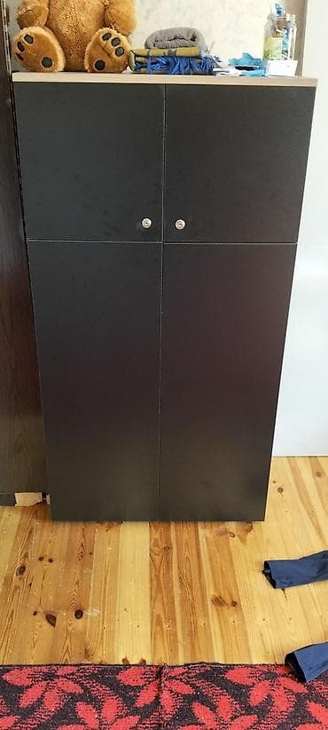 metal şkaf: Qapalı dolab – 4 qapılı, kompakt - Dizayn: Ön hissə mat qara, üstü və — 3