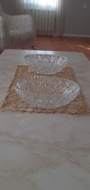 birdefelik qablar: Vaza dəsti, Xrustal — 1