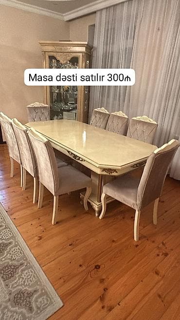 Masa dəsti satılır 300₼. 8 oturcağı var.Ünvan Yasamal. 7403. Fatimə99