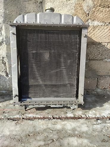 ford tranzit 1998: Nəqliyyat vasitələri üçün nəzərdə tutulmuş radiator. Qırmızı-qəhvəyi — 4